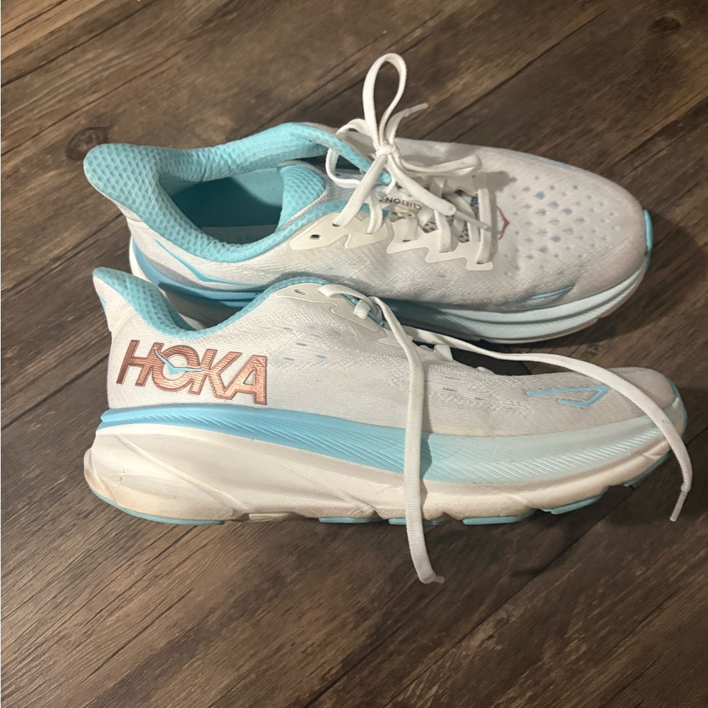 HOKA Clifton 9